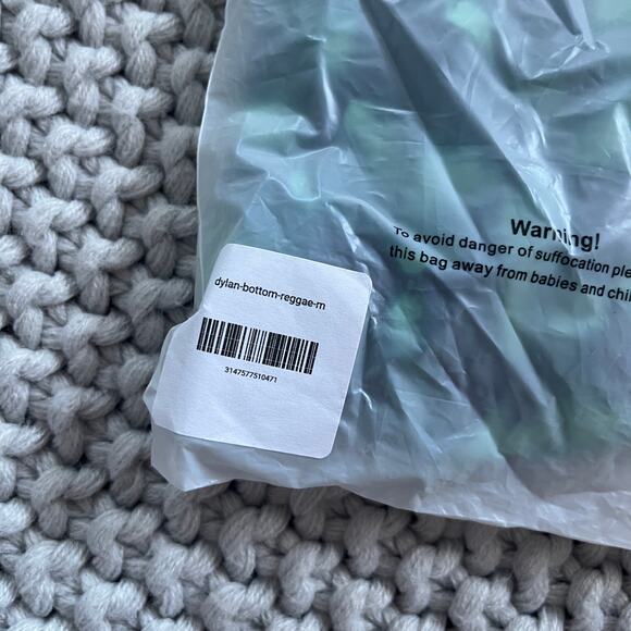 Skatie• ‘Dylan’ Bikini Bottom in REGGAE - Picture 15 of 16